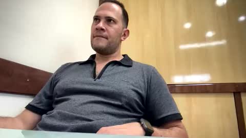 Snapshot of rick503835 chatting on October 2025 04:20:02 PM Rick Arian online show from October 2025 04:20:02 PM