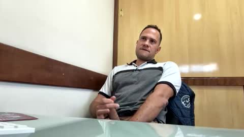 Snapshot of rick503835 chatting on November 2025 03:35:01 PM Rick Arian online show from November 2025 03:35:01 PM