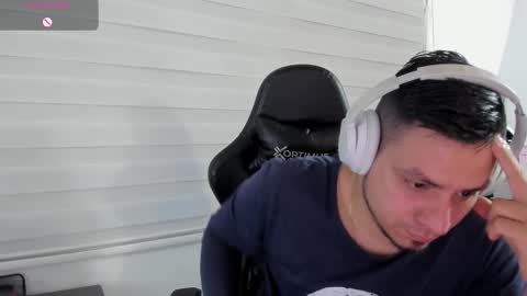 Snapshot of rick_diesel chatting on March 2026 04:29:04 AM Rick Diesel online show from March 2026 04:29:04 AM