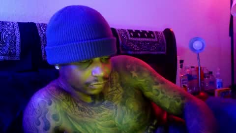 Snapshot of rickavelli chatting on April 2026 06:16:02 AM Rick online show from April 2026 06:16:02 AM