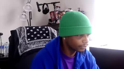 Snapshot of rickavelli chatting on April 2026 06:20:01 PM Rick online show from April 2026 06:20:01 PM