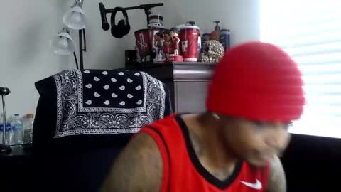 Snapshot of rickavelli chatting on April 2026 01:57:02 PM Rick online show from April 2026 01:57:02 PM