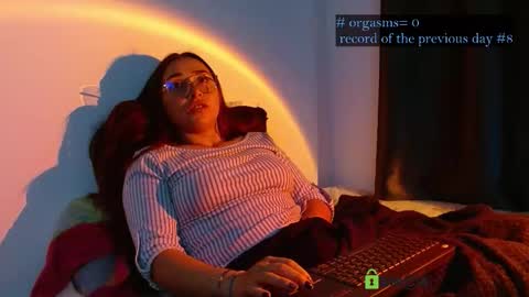 Candy online show from October 2025 04:13:01 AM