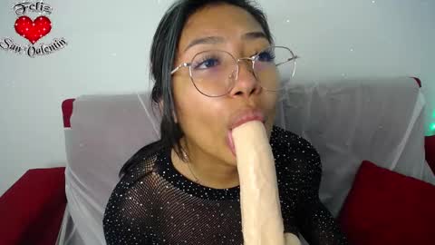 milena online show from February 2025 05:13:02 AM