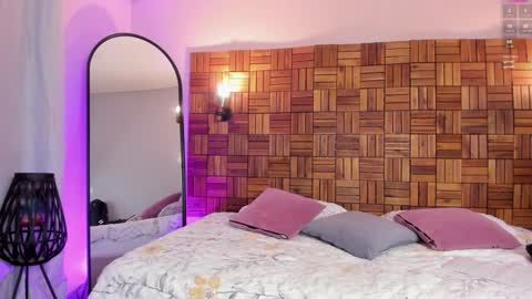 Sara online show from February 2025 10:10:02 AM