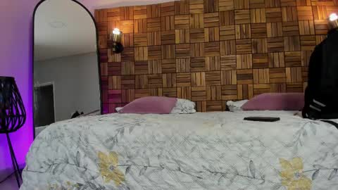 Sara online show from February 2025 10:02:01 AM