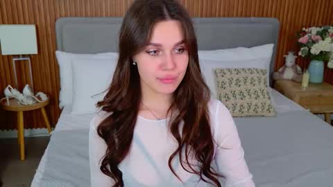 Rihanna online show from November 2025 05:24:01 PM