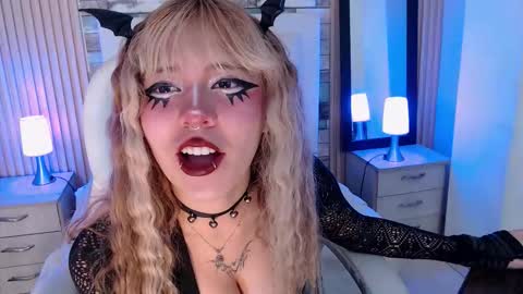 RIHONNA online show from September 2025 12:38:02 PM