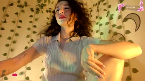 Independent model online show from December 2024 01:18:01 AM