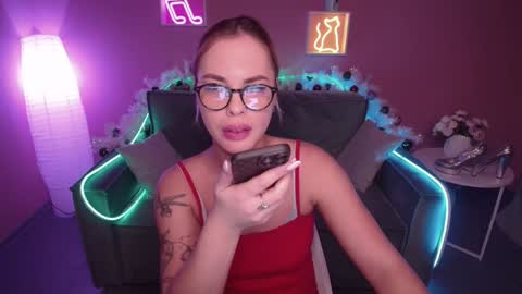 Snapshot of rikaraily chatting on January 2025 05:55:01 AM Rika online show from January 2025 05:55:01 AM