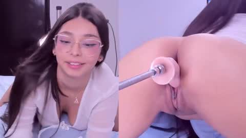 Snapshot of riley__sweet chatting on January 2025 02:15:02 AM Riley online show from January 2025 02:15:02 AM