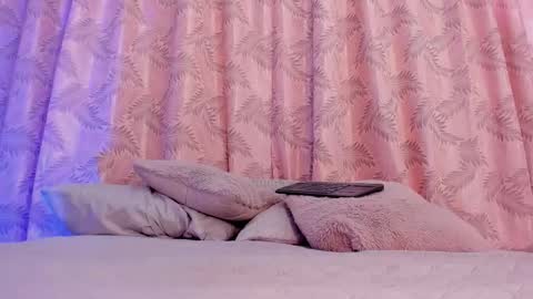 Riley online show from September 2025 09:50:01 PM