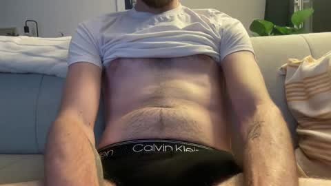 Snapshot of rileyman13xx chatting on March 2025 12:44:01 AM rileyman13xx online show from March 2025 12:44:01 AM