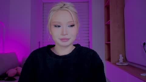 rileymee online show from November 2025 12:43:02 AM