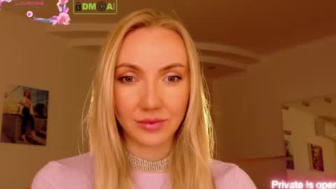 Snapshot of rina_asty chatting on June 2026 03:58:01 PM Rina Asty online show from June 2026 03:58:01 PM
