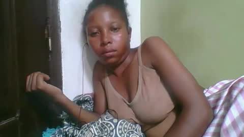 Snapshot of rinah654271 chatting on February 2026 03:05:02 PM rinah654271 online show from February 2026 03:05:02 PM