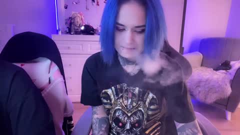   DianaBrite            fansl y online show from December 2024 06:16:01 PM