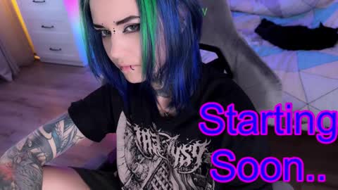   DianaBrite            fansl y online show from October 2025 01:07:01 PM