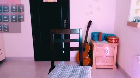 Snapshot of riri_rich chatting on March 2026 04:52:02 AM Rita online show from March 2026 04:52:02 AM