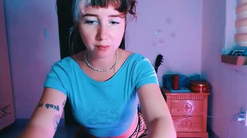 Snapshot of riri_rich chatting on March 2026 08:20:01 AM Rita online show from March 2026 08:20:01 AM