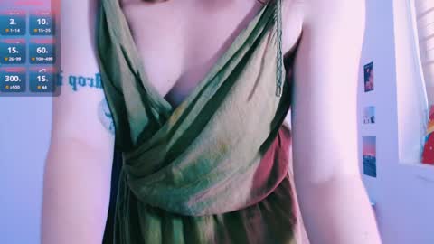 Snapshot of riri_rich chatting on March 2026 06:25:01 AM Rita online show from March 2026 06:25:01 AM