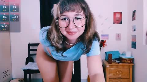 Snapshot of riri_rich chatting on April 2026 08:04:02 AM Rita online show from April 2026 08:04:02 AM