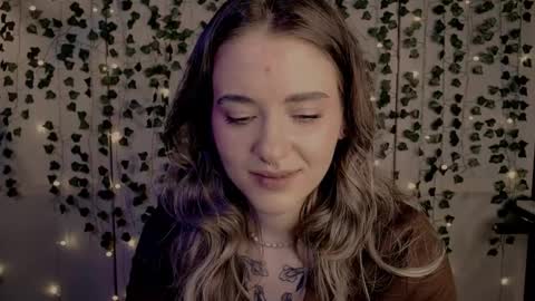 Snapshot of risha_laass chatting on February 2025 07:28:02 PM risha_laass online show from February 2025 07:28:02 PM