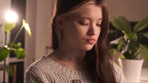 Snapshot of rivagosnell chatting on March 2026 04:24:02 PM Akemi online show from March 2026 04:24:02 PM