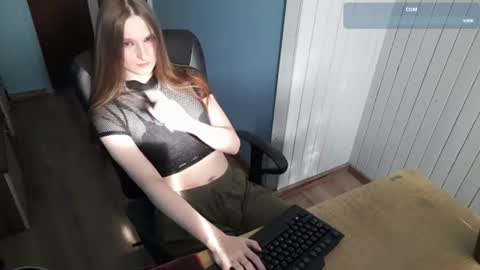 Snapshot of rivver420 chatting on July 2026 03:32:01 PM River online show from July 2026 03:32:01 PM