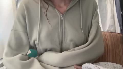 Snapshot of rizzyy333 chatting on October 2025 12:11:01 PM rizzyy333 online show from October 2025 12:11:01 PM