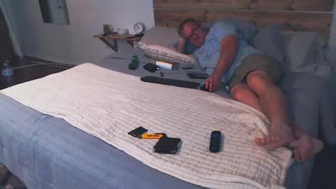 rjkelly6892 online show from April 2026 03:42:02 AM