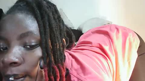 Snapshot of rlessing2 chatting on March 2026 11:33:01 PM rlessing2 online show from March 2026 11:33:01 PM