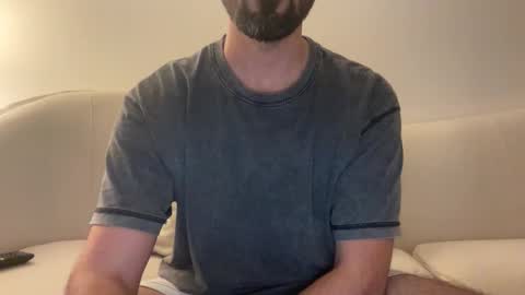 rlggggn42 online show from October 2025 05:14:01 PM