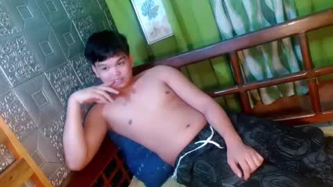 Snapshot of rnl_cum chatting on January 2025 08:15:01 PM RICH MY GOAL online show from January 2025 08:15:01 PM