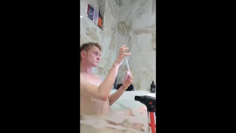 DippingDolly96 online show from February 2026 10:47:02 PM