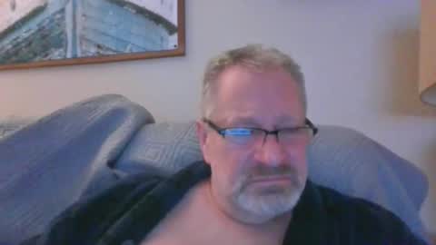 Snapshot of rob872217 chatting on January 2025 06:26:01 AM rob872217 online show from January 2025 06:26:01 AM