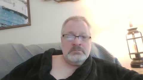 Snapshot of rob872217 chatting on March 2026 01:07:02 PM rob872217 online show from March 2026 01:07:02 PM