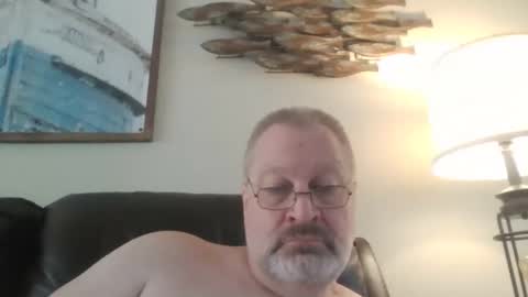 Snapshot of rob872217 chatting on April 2026 12:21:01 PM rob872217 online show from April 2026 12:21:01 PM