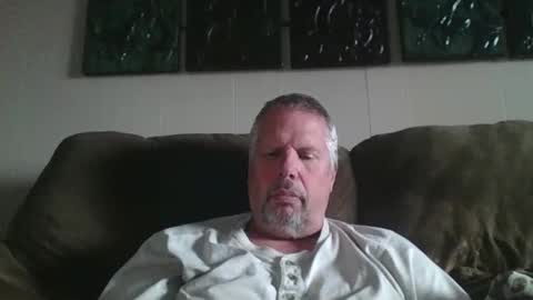 Snapshot of rob9271963 chatting on January 2025 05:44:02 PM Rob online show from January 2025 05:44:02 PM