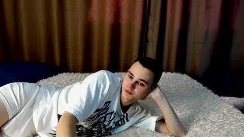 robert10211 online show from February 2026 09:47:02 AM