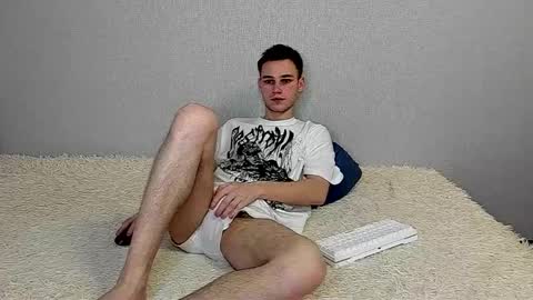 Snapshot of robert10211 chatting on March 2026 08:59:02 AM robert10211 online show from March 2026 08:59:02 AM