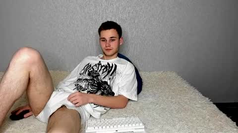 Snapshot of robert10211 chatting on April 2026 03:59:01 AM robert10211 online show from April 2026 03:59:01 AM