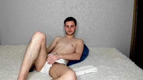 Snapshot of robert10211 chatting on April 2026 07:48:01 PM robert10211 online show from April 2026 07:48:01 PM