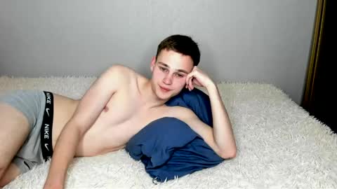 Snapshot of robert10211 chatting on April 2026 02:52:02 PM robert10211 online show from April 2026 02:52:02 PM