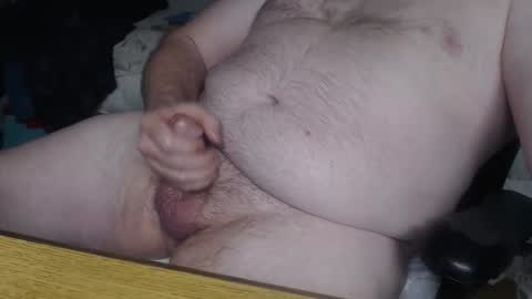 Snapshot of robert9955 chatting on April 2026 03:40:02 AM Robert9955 online show from April 2026 03:40:02 AM