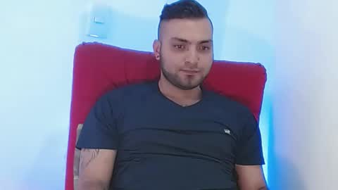 Stiven - online show from December 2024 07:53:02 PM