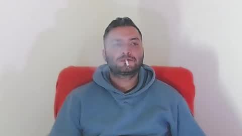 Snapshot of robert_leroy chatting on November 2025 09:37:01 PM Stiven - online show from November 2025 09:37:01 PM