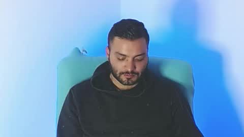 Snapshot of robert_leroy chatting on November 2025 04:29:02 AM Stiven - online show from November 2025 04:29:02 AM