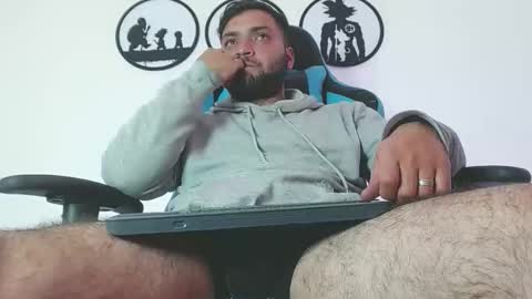 Stiven - online show from December 2025 06:25:02 PM