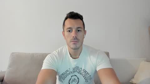 roberto4ever online show from January 2025 07:04:02 AM